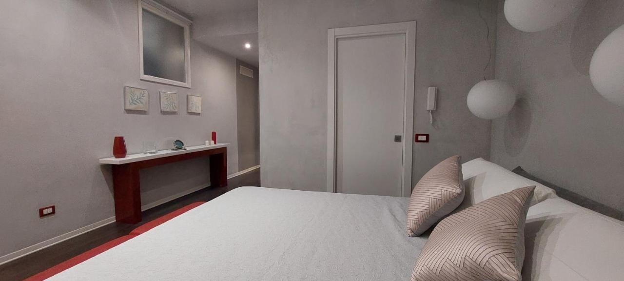 Ferienwohnung Pantofola Del Papa Luxury At Vatican Rom Exterior foto