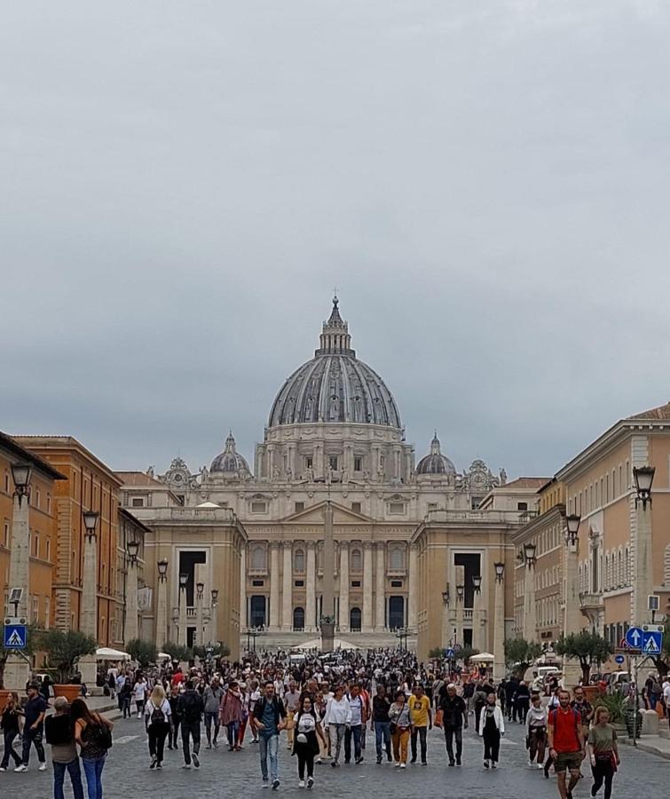 Ferienwohnung Pantofola Del Papa Luxury At Vatican Rom Exterior foto